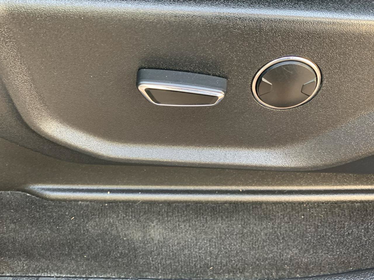 Used 2017 Ford F250 XLT w/ XLT Premium Package AWD/4WD image 24