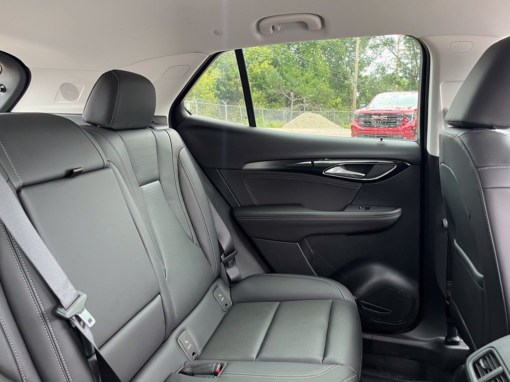 Used 2025 Buick Envision Preferred AWD/4WD image 36