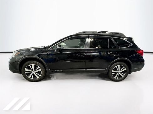 Used 2018 Subaru Outback 2.5i Limited AWD/4WD image 8