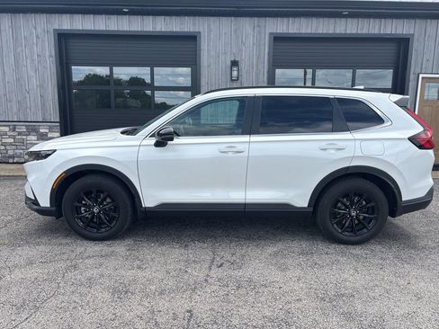 Used 2025 Honda CR-V Sport-L image 3