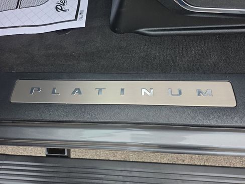Used 2025 Ford F250 Platinum AWD/4WD image 34
