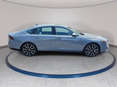 New 2026 Honda Accord Touring image 4