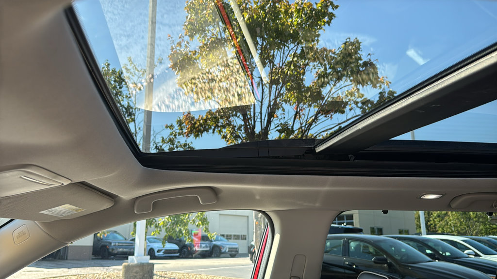 Certified 2023 Honda Pilot Elite image 24