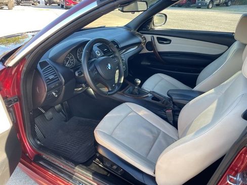 Used 2012 BMW 135i Convertible image 10