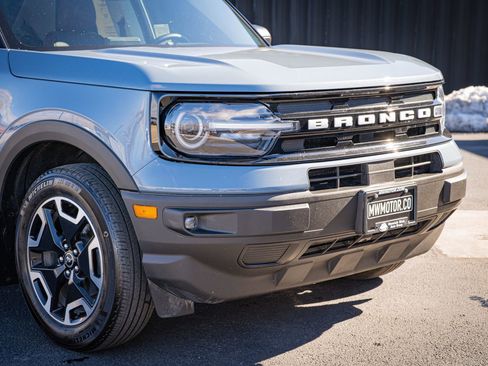 Used 2024 Ford Bronco Sport Outer Banks w/ Tech Package image 3