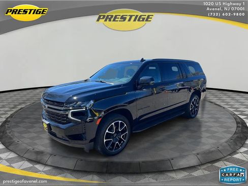 Used 2021 Chevrolet Suburban RST w/ Luxury Package RWD image 1