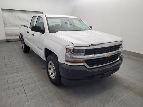 Used 2018 Chevrolet Silverado 1500 W/T w/ Trailering Package image 13