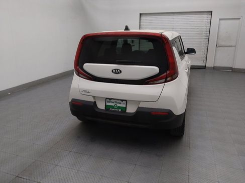 Used 2021 Kia Soul LX image 7