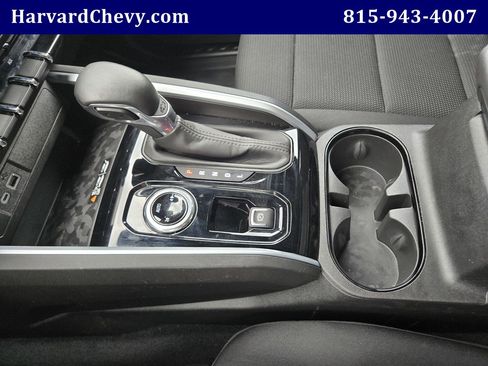 Used 2023 Chevrolet Colorado LT w/ LT Convenience Package II AWD/4WD image 11