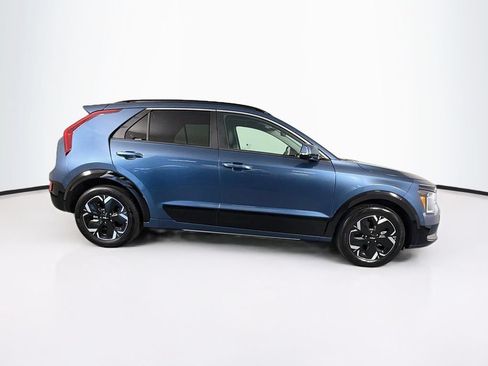 Used 2025 Kia Niro Wave w/ Wave Preserve Package FWD image 10