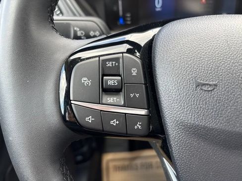 Used 2023 Ford Escape Active w/ Tech Pack #1 AWD/4WD image 19