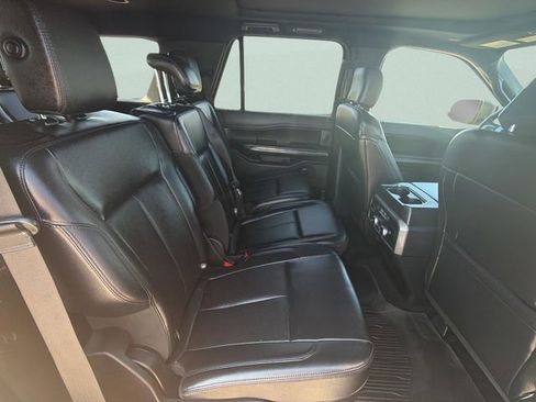 Used 2019 Ford Expedition XLT w/ Equipment Group 202A image 13