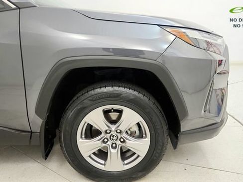 Used 2023 Toyota RAV4 XLE w/ Convenience Package FWD image 21
