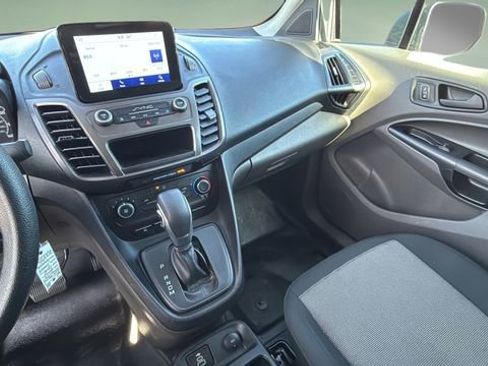 Used 2023 Ford Transit Connect XL image 24