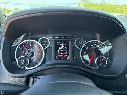 New 2026 RAM 1500 Big Horn w/ Night Edition AWD/4WD image 11