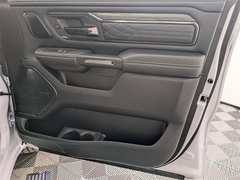 Certified 2025 RAM 1500 Limited image 37