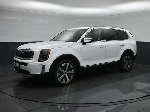 Used 2021 Kia Telluride S AWD/4WD image 3