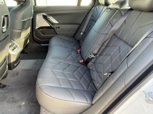 New 2026 BMW 740i xDrive AWD/4WD image 31