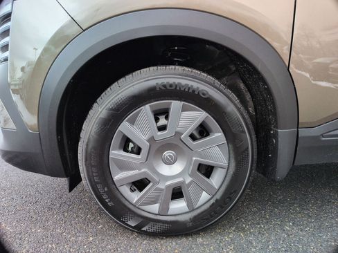 New 2026 Nissan Kicks S image 16