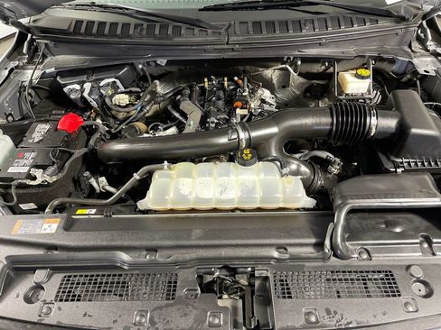 Used 2024 Ford Expedition Max Limited image 9