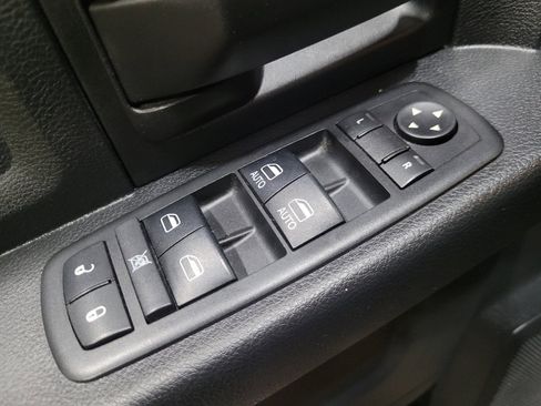 Used 2017 RAM 1500 Express AWD/4WD image 27