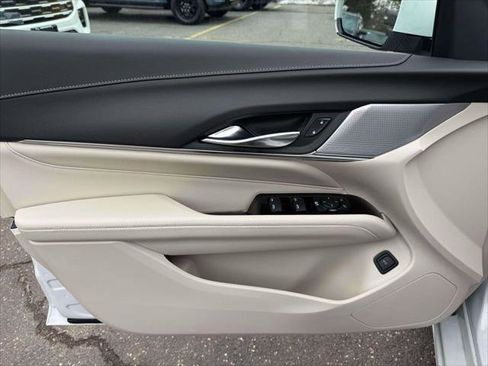 Used 2023 Cadillac CT4 Luxury w/ Sun And Sound Package image 15