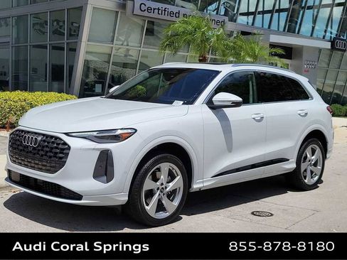 Certified 2025 Audi Q5 Premium Plus w/ Premium Plus AWD/4WD image 4