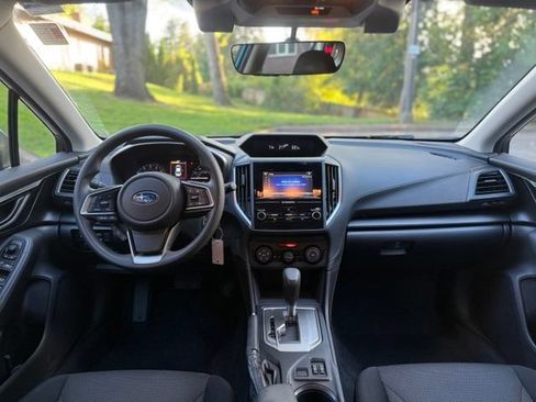Used 2017 Subaru Impreza 2.0i Premium w/ BSD & Rcta/SRF/Eyesight AWD/4WD image 15
