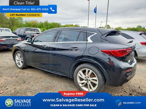 Used 2018 INFINITI QX30 FWD image 3