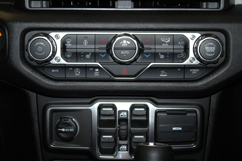 New 2026 Jeep Gladiator Sport AWD/4WD image 20