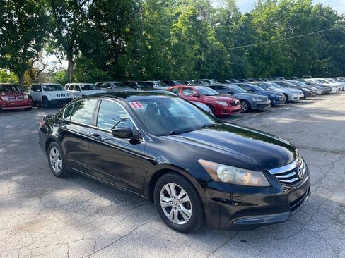 Used 2011 Honda Accord SE image 3