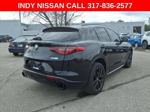 Used 2020 Alfa Romeo Stelvio Ti Sport w/ Quick Order Package 22S Sport AWD/4WD image 8
