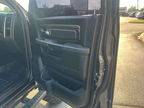 Used 2018 RAM 3500 Laramie w/ Sport Appearance Group AWD/4WD image 10