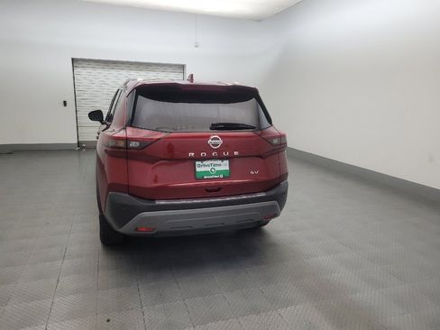 Used 2021 Nissan Rogue SV w/ Premium Package FWD image 6