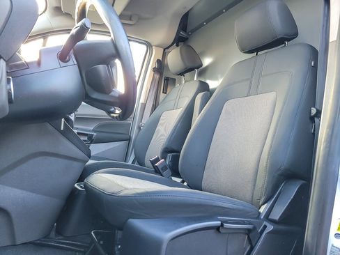 Used 2020 Ford Transit Connect XL image 8