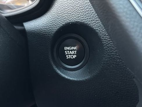 Used 2024 Toyota Corolla Cross LE image 7