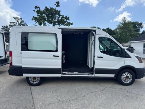 Used 2020 Ford Transit 250 Medium Roof AWD w/ Load Area Protection Package image 11