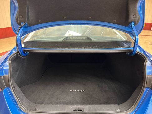 Used 2025 Nissan Sentra SV FWD image 29