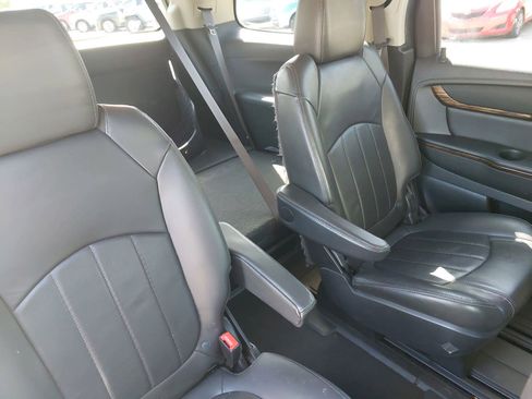 Used 2015 GMC Acadia Denali image 11