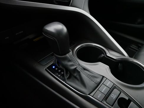 Certified 2022 Toyota Camry XSE image 24