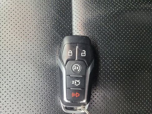 Used 2017 Ford Explorer Sport AWD/4WD image 32