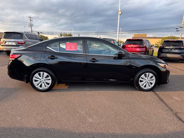 Certified 2025 Nissan Sentra S FWD image 5