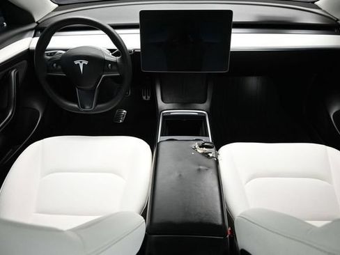 Used 2022 Tesla Model 3 Long Range AWD/4WD image 13