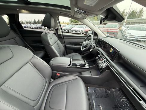 Certified 2025 Hyundai Tucson SEL image 16