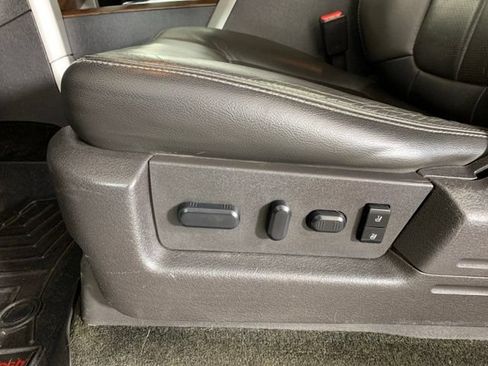Used 2014 Ford F150 Lariat w/ Equipment Group 502A Luxury AWD/4WD image 20