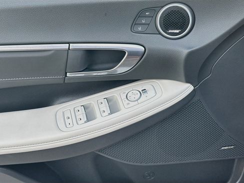 Used 2023 Hyundai Sonata Limited w/ Cargo Package FWD image 14