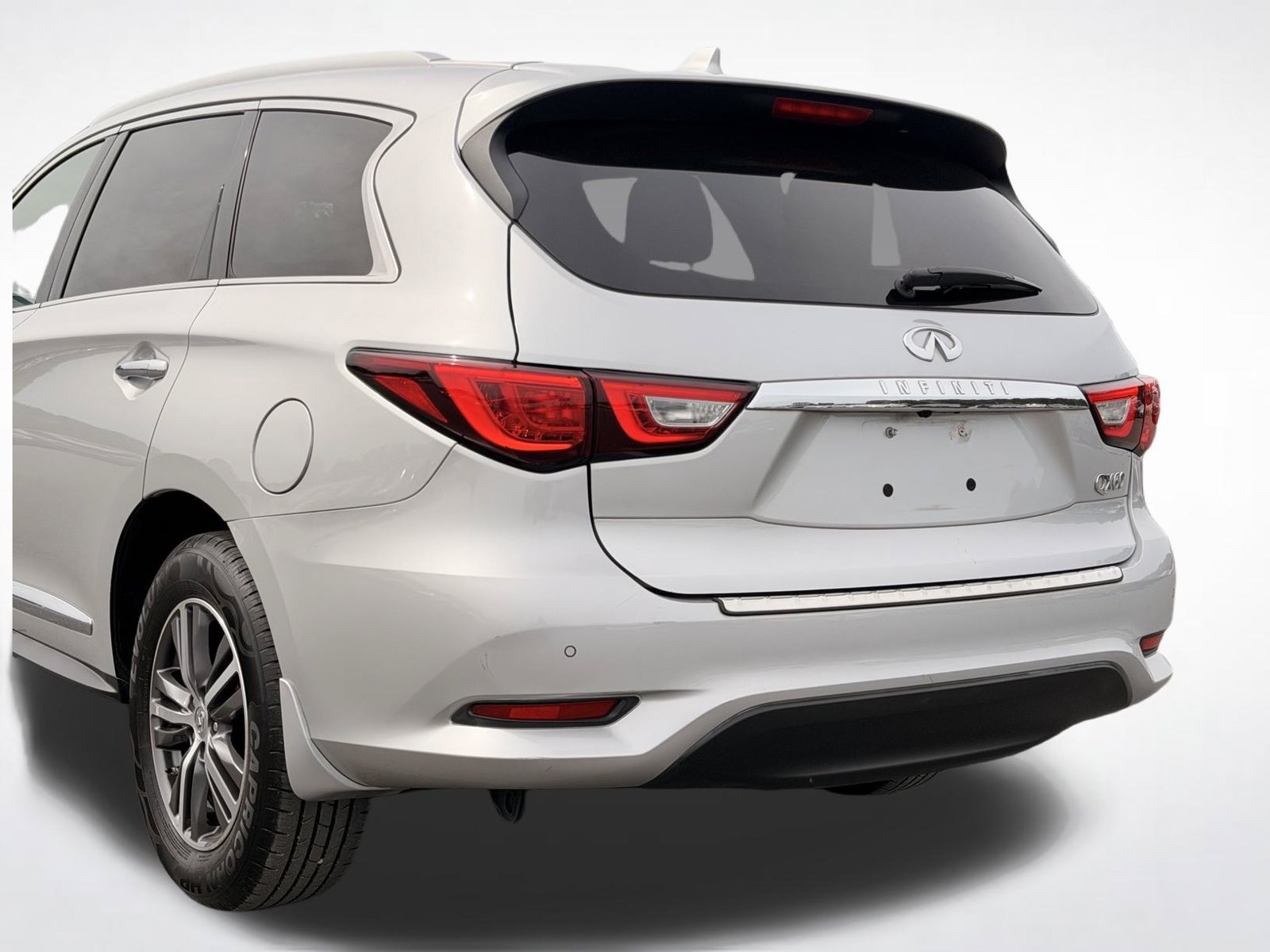 Used 2017 INFINITI QX60 Luxe w/ Premium Plus Package AWD/4WD image 3