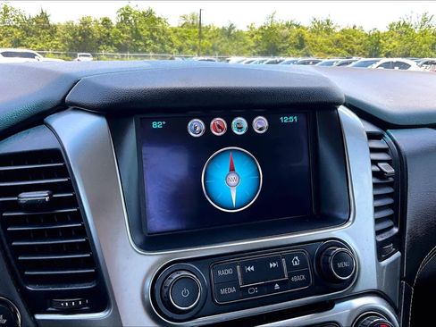 Used 2019 Chevrolet Tahoe LT w/ Texas Edition Package RWD image 34