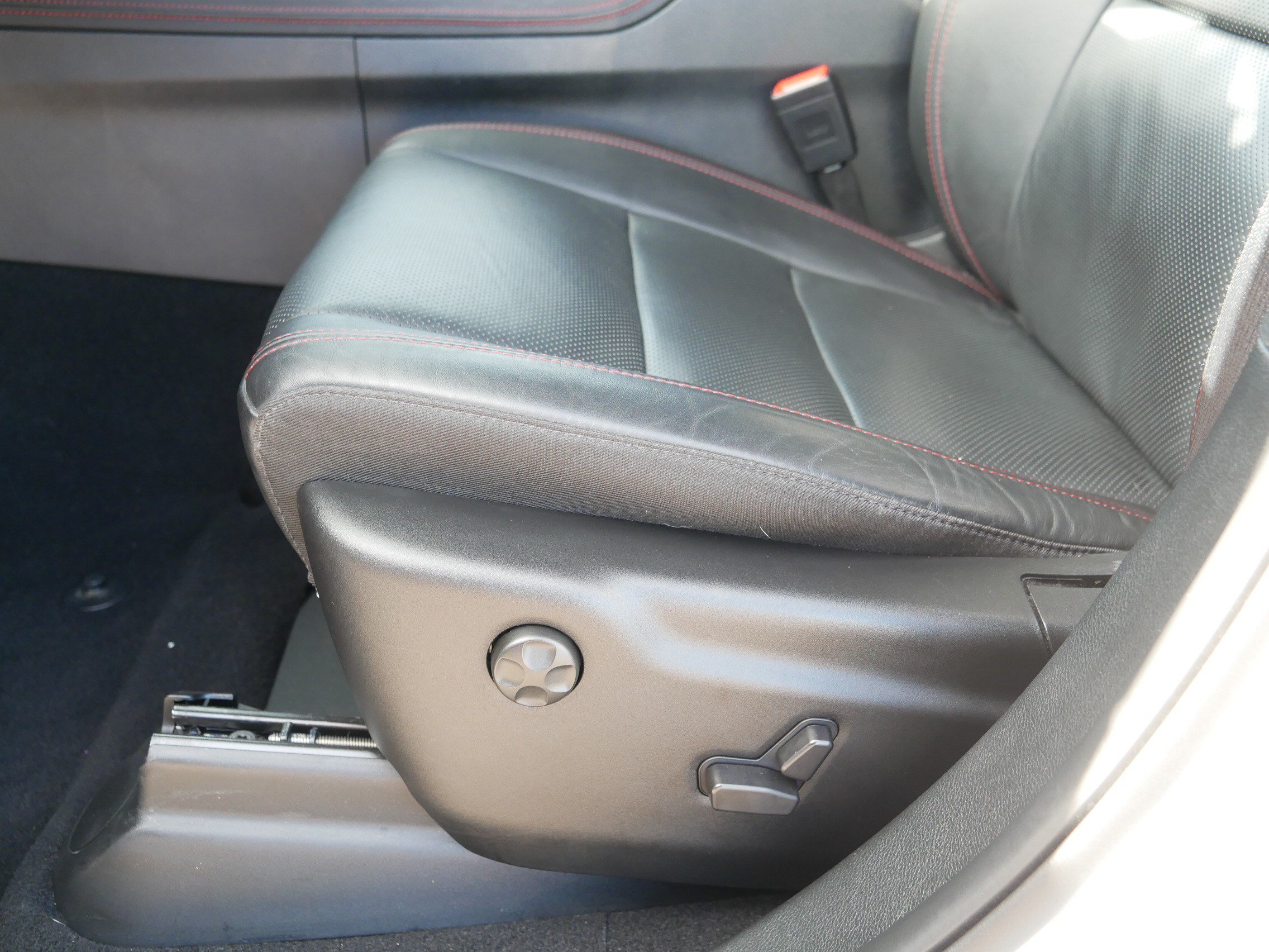 Used 2025 Dodge Durango GT AWD/4WD image 20
