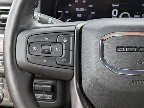 Used 2023 GMC Yukon XL Denali Ultimate AWD/4WD image 30